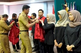 Adnan Purichta Ikut Lepas Peserta KKN 102 Unhas