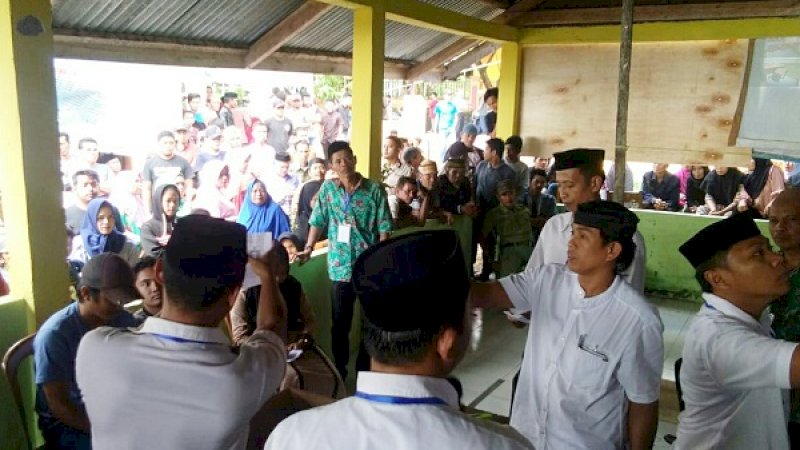 Pemilihan BPD Desa Balampesoang, Kecamatan Bulukumpa, Kabupaten Bulukumba, Senin (24/6/2019).