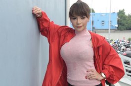 Tiga Pria Ini Ditampar Kekasihnya karena Foto dengan Dinar Candy