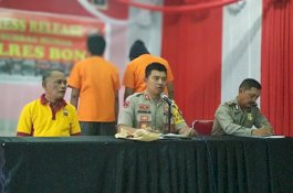 Polres Bone Ringkus Pelaku Pencurian 11 Ekor Sapi