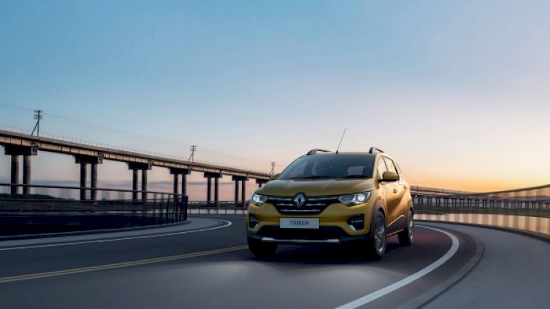 Tampak haluan Renault Triber yang mengusung unsur robust terutama pada bagian grille [Credit: Renault Marketing 3D-Commerce]
