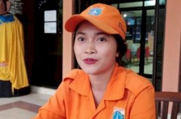 Ditabrak Saat Sapu Jalan, Petugas PPSU Cantik Alami Pendarahan Otak