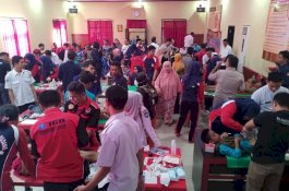 Peringati HUT Bhayangkara, Polres Gowa Sunat Gratis 200 Anak