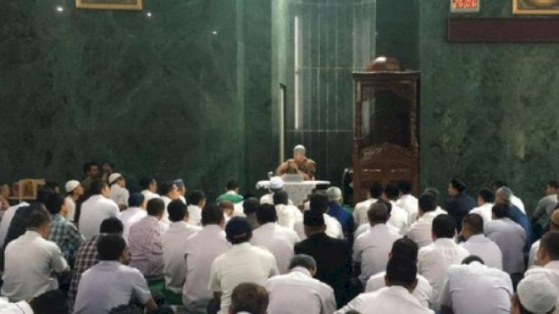 Suasana kajian Ustaz Felix Siauw di Masjid Fatahillah, kompleks Balai Kota DKI Jakarta, Rabu (26/6/2019).