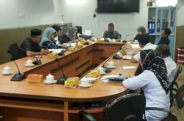 Kabag Kesra Makassar Dicecar Dewan Terkait Insentif Guru Ngaji