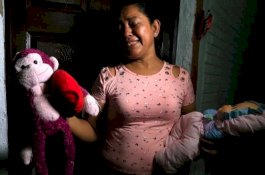 Viral Foto Ayah dan Putrinya Tenggelam, Bagaimana Perjalanan Mereka Dimulai?