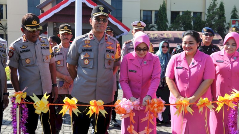 Sambut HUT Bhayangkara ke-73, Polda Sulsel Gelar Pasar Murah