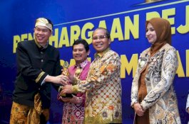 FIAKSI Nobatkan Danny Pomanto sebagai Tokoh Nasional Berdedikasi untuk Kesehatan