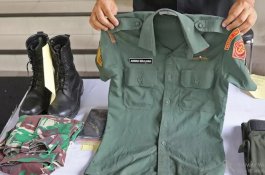 Hati-Hati, Ada Pria Berseragam Dinas TNI Incar Korban Lewat Aplikasi Belanja Online