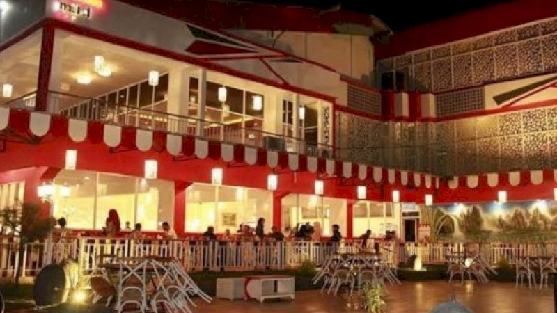 Red Corner Cafe