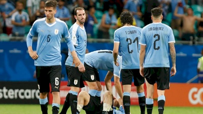 Para pemain Uruguay usai dipastikan tersingkir dari Copa America 2019. (Foto: Getty Images)