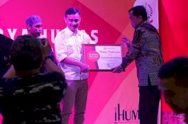 Humas dan Protokoler Setdako Parepare Peringkat 3 Stan Terbaik Humas Expo 2019