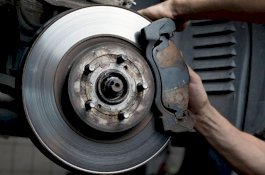 Kampas Rem Mobil Matik Ternyata Cepat Habis Ketimbang Manual