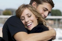 3 Zodiak Ini Sangat Patuh Sama Pasangan