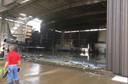 Pesawat Pribadi Tabrak Hanggar, 10 Orang Tewas di Bandara Addison