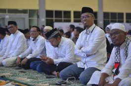 FUIB Sebut Representasi Umat, Ustaz Ije Ditunggu PKS