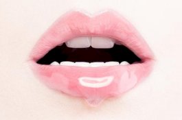 Pakai Air Liur untuk Pelicin saat Bercinta, Apa Bahayanya?