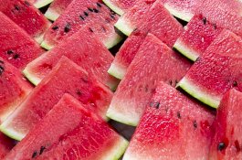 Biji Semangka Baik untuk Kesehatan Ginjal dan Saluran Kemih