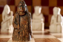 Disimpan di Laci Bertahun-tahun, Catur ini Ternyata Bernilai Rp17 M