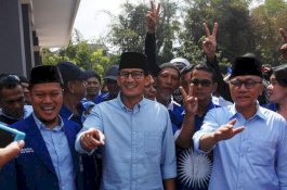 Karpet Biru PAN untuk Sandiaga Uno
