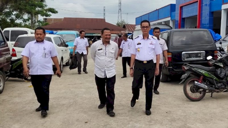 Pantau Pasar Barandasi, Wabup Maros: Semakin Ramai Pasca Renovasi