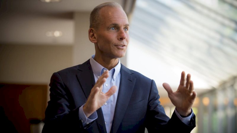 CEO Boeing Dennis Muilenburg