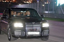 Ini Kehebatan Mobil Presiden Rusia Vladimir Putin yang Bikin Baper