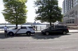 Berita Terpopuler: Balita Tunggu Orang Tua Bertengkar di Sungai hingga Janda Tua Kelaparan