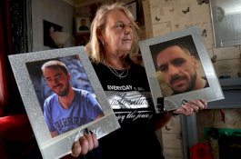 Ibu Tangisi Kematian Putranya hingga Tertidur, Saat Bangun Putra Lainnya Juga Meninggal