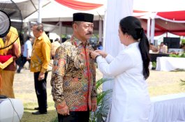 Bupati Gowa Dianugrahi Penghargaan Tertinggi dari BKKBN di Harganas