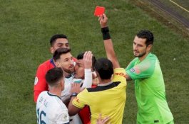 Copa America 2019: Argentina Peringkat Ketiga, Messi Kartu Merah dan Tolak Medali