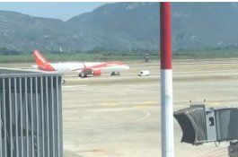 Pesawat EasyJet Mendarat di Turki Karena Ancaman Bom