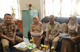 Kabid UKM Dampingi Tim Monev Pantau PKL di Jeneponto
