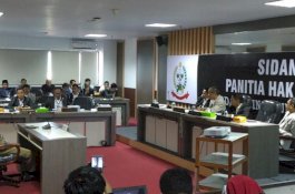 Pansus Hak Angket Pertanyakan Alasan Mangkir Ashari Radjamilo