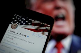 Facebook dan Twitter Tidak Diundang ke KTT Media Sosial Donald Trump
