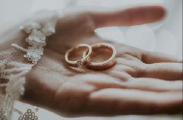 Lamaran Kekasih Ditolak karena Uang Panaik Kurang Rp5 Juta, Gadis Jeneponto Tewas Minum Racun