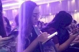 Heboh Salmafina Sunan Pakai Kalung Salib, Sudah Pindah Agama?