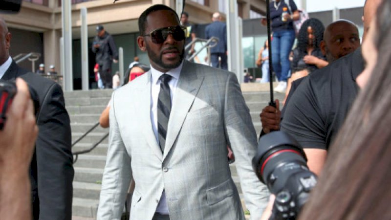 R Kelly Diduga Terlibat Skandal Seks