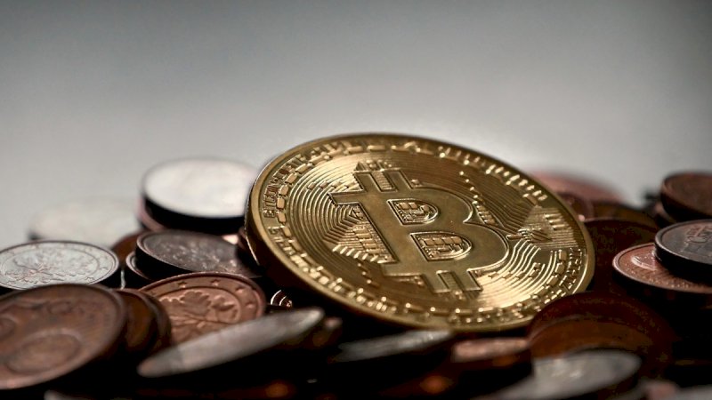 Curi Listrik Hingga Rp41 M, Penambang Bitcoin di China Diciduk