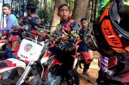 Bocah 10 Tahun Jajal Jalur Trail di Beautiful Malino