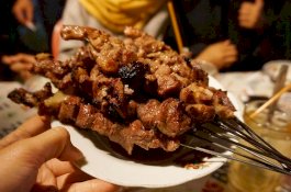 Jangan Keseringan Makan Sate, Ini Bahayanya