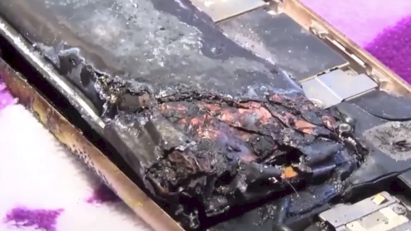 iPhone 6 terbakar