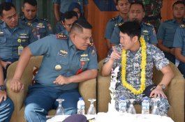 Tiga Kapal Perang Singapura Sandar di Surabaya