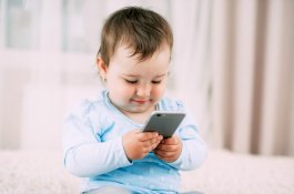 11 Bahaya Gadget bagi Anak, Dari Masalah Fisik hingga Mental