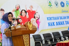 Liestiaty Nurdin Prihatin Penggunaan Gadget Berlebihan Bagi Anak