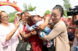 Diculik Lalu Dijual 30 Tahun Lalu, Wanita Ini Akhirnya Bertemu Ibu Kandungnya