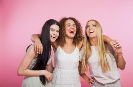 5 Jenis Hormon Kebahagiaan dan Cara Meningkatkannya Secara Alami