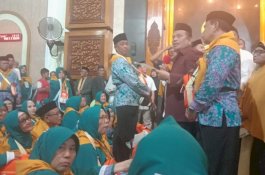 116 JCH Palopo Diberangkatkan dari Masjid Agung