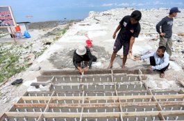 Perbaiki Ekosistem Laut, Warga Palu Bikin Media Transplantasi Terumbu Karang