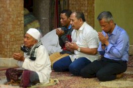 Buka Puasa dan Salat Magrib Berjemaah, Ije Mappatabe ke IAS